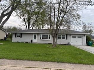 820 Mintler Dr, Mt Zion, IL