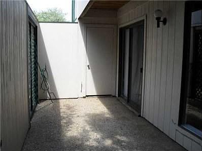 3rd image of 6718 Silvermine Dr APT 304