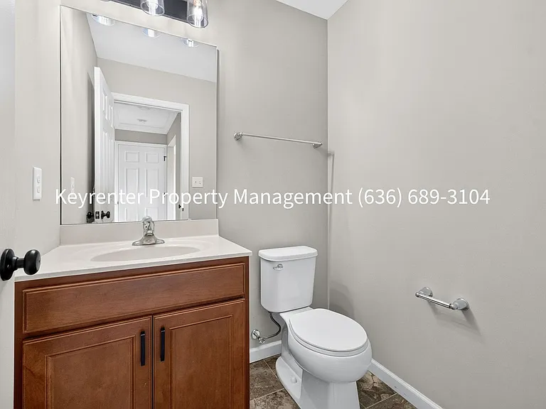2823 Winding Valley Dr — Photo 19