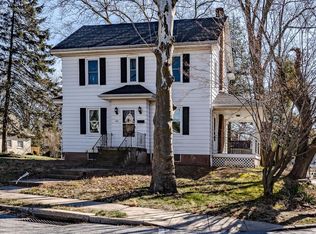 48 S Schuylkill Ave, Eagleville, PA 19403