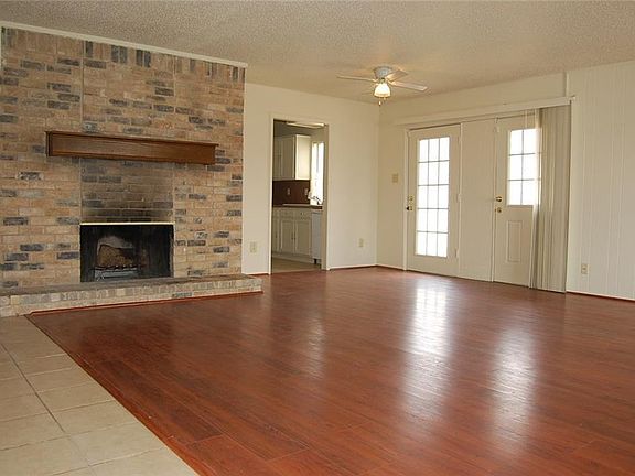 4th image of 5415 Duchess Ct