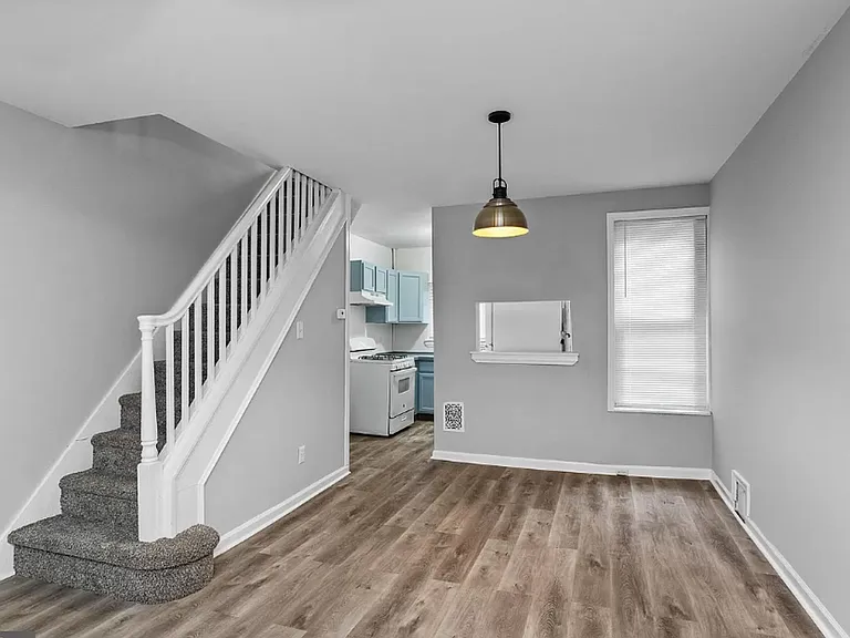 1833 N Bailey St — Photo 1