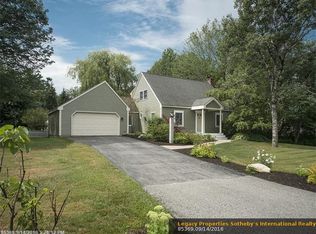 8 Madison Dr, Yarmouth, ME 04096