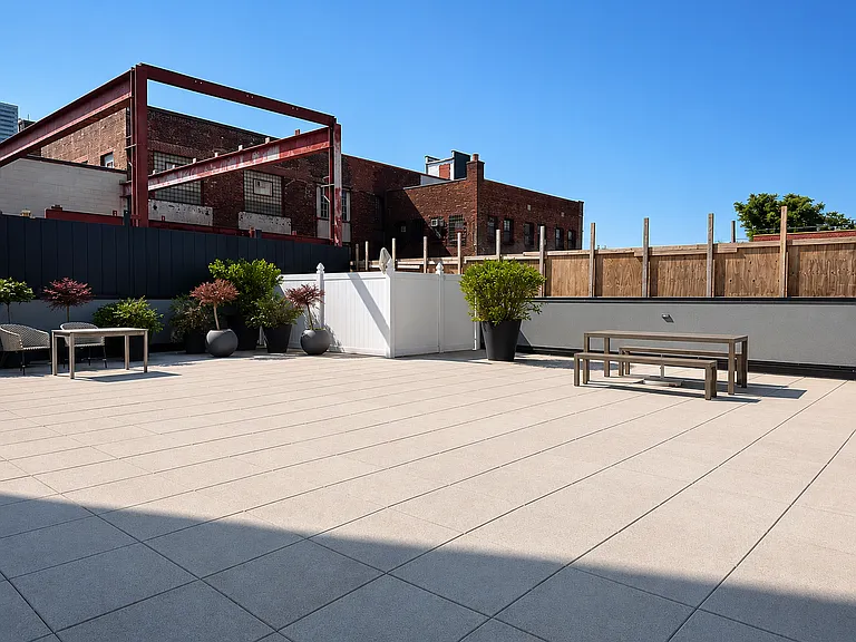 46-20 11th St #5F — Photo 7