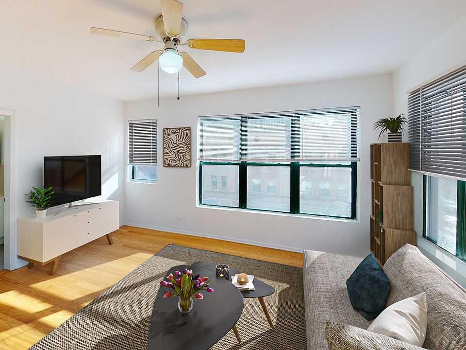 Dining/Living room