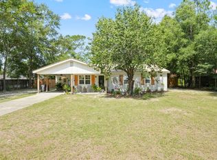 706 Oak Villa Dr, Jesup, GA 31546