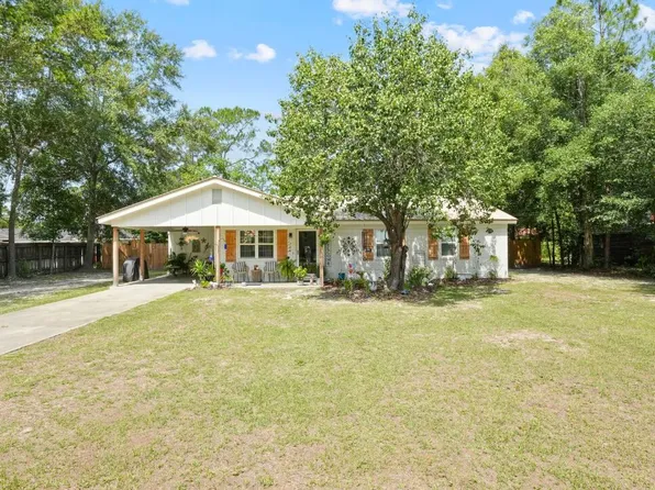 706 Oak Villa Dr, Jesup, GA 31546