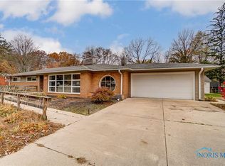 113 Parkside Dr, Swanton, OH 43558