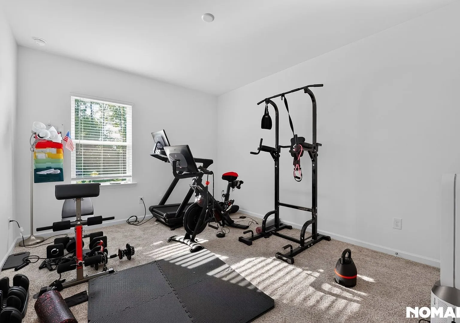 Spacious 5BR House in Charlotte — Photo 2