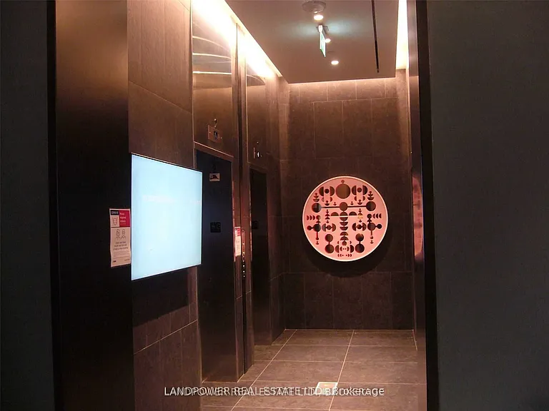 25 Richmond St E #2514 — Photo 16