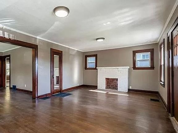 4th image of 4122 Bellefontaine Ave