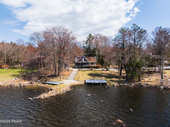 1018 Beaver Ln, Gouldsboro, PA 18424