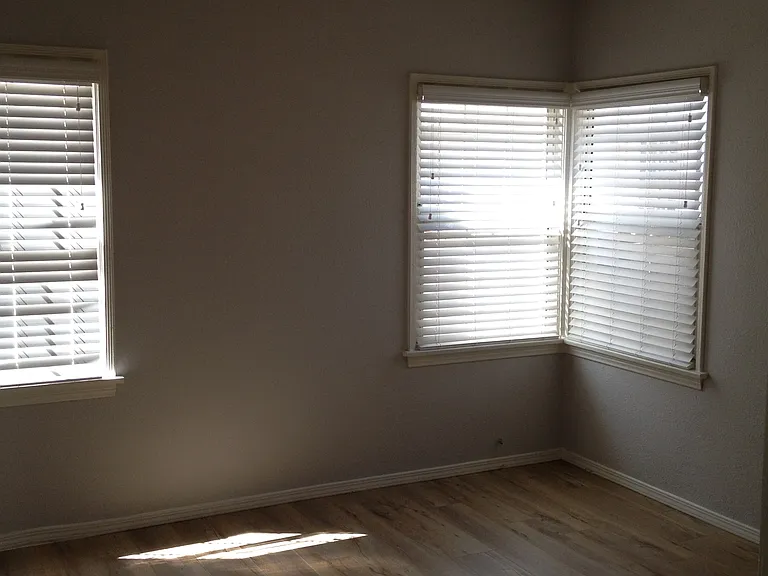 5169 Pickford St — Photo 3