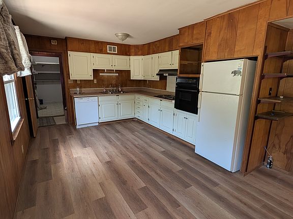 4th image of 6 Greenbriar Rd