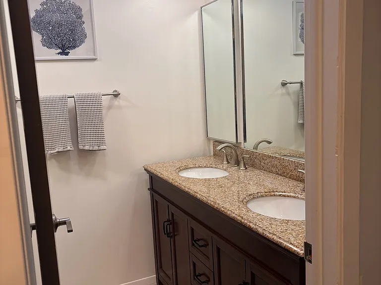 1427 S Welch Ct — Photo 9