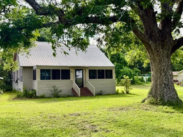6632 Harper Ln, Collinston, LA 71229