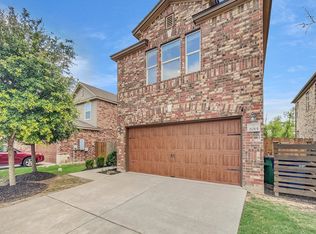 510 Lake Gaston Dr, Fuquay Varina, NC 27526