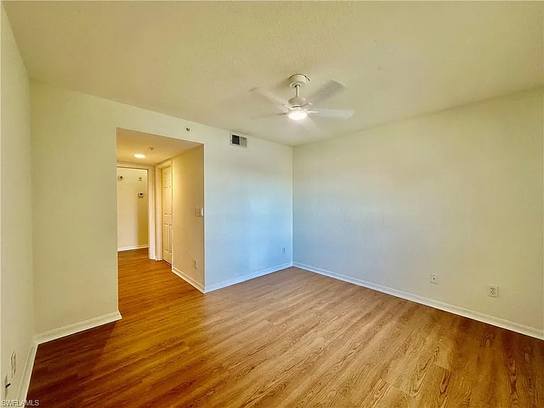 4700 Saint Croix Ln #335 — Photo 8