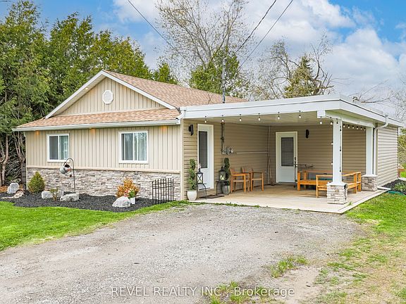 2nd image of 411 Long Beach Rd