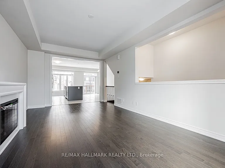 91 Elkington Cres — Photo 4