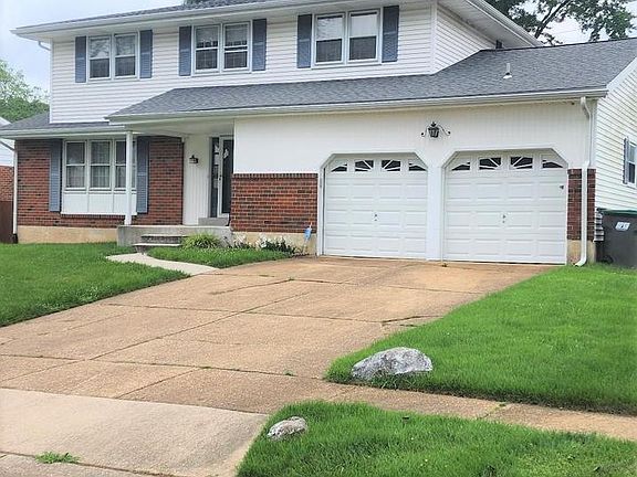 3rd image of 1112 S Dolton Ct