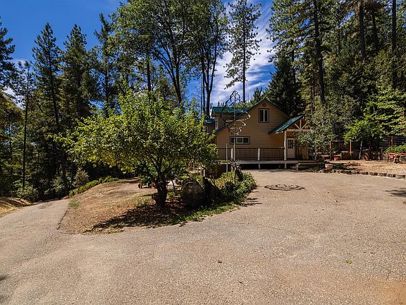 4th image of 18921 Greenhorn Rd