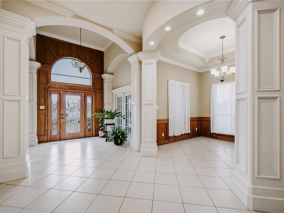 3rd image of 4105 Cimarron Lake Dr