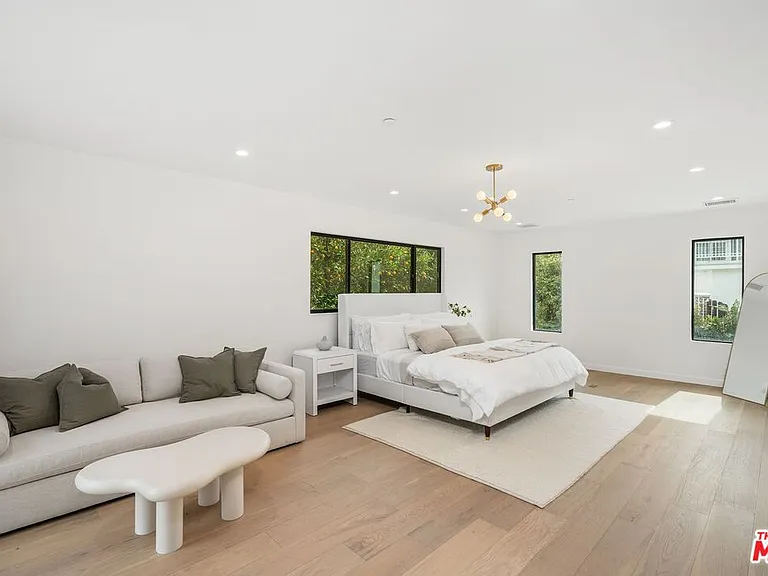 4545 Balboa Ave — Photo 26