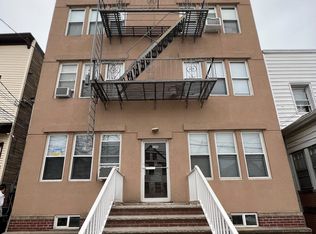 138 W 27th St #9, Bayonne, NJ 07002