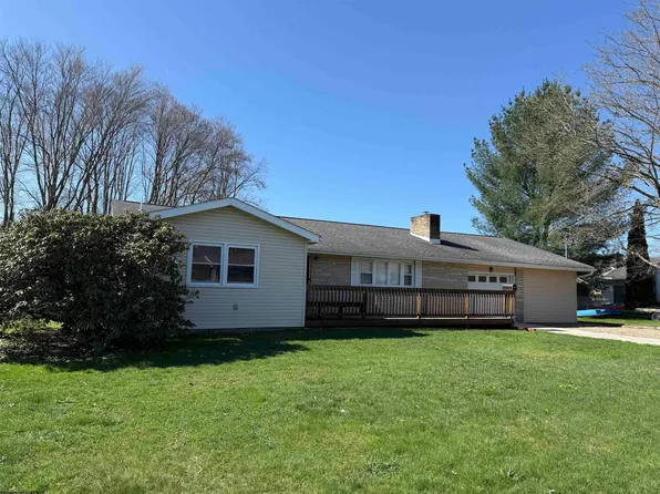 107 S Gate Rd, Elkins, WV 26241