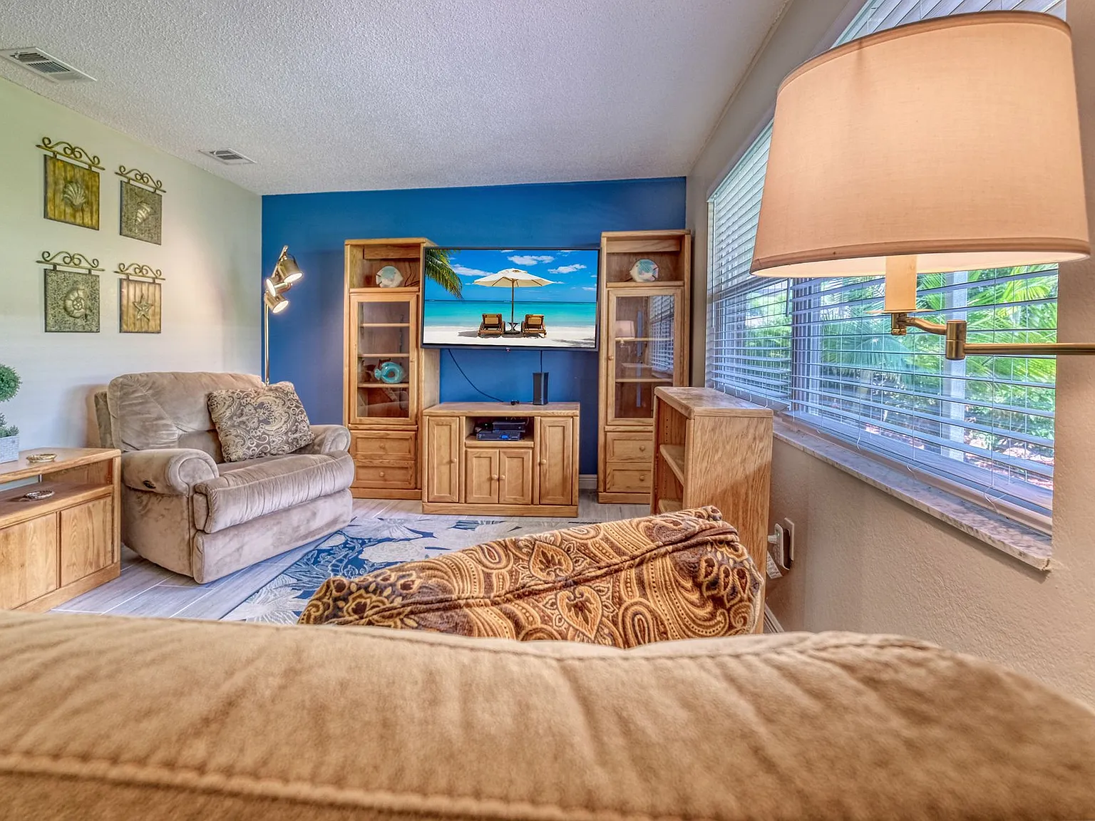Long Bayou Condominiums — Photo 2