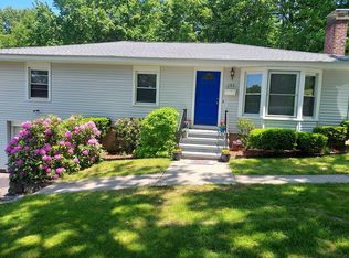 105 Westmont Dr, Waterbury, CT 06708