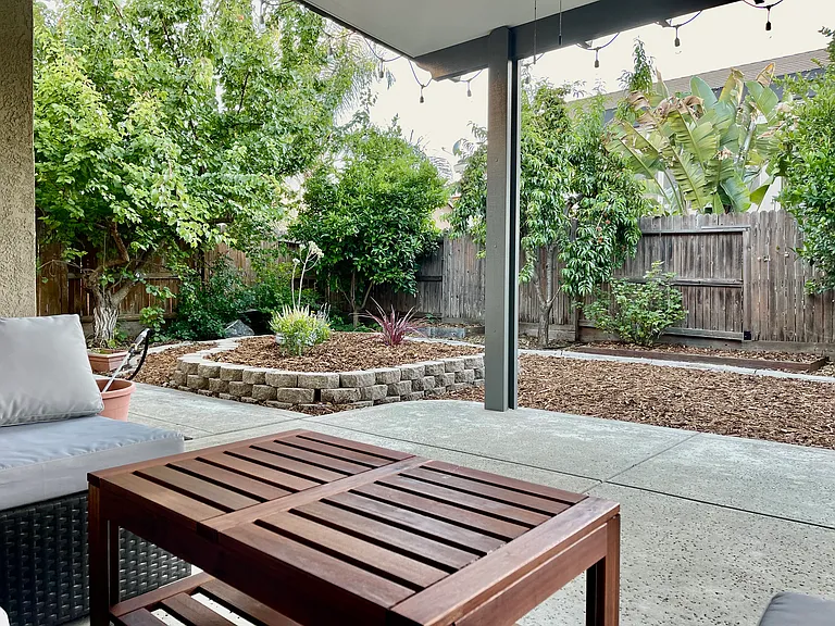 291 Orcutt Cir — Photo 29