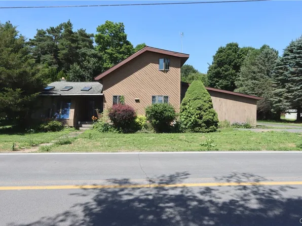 792 County Route 5, Pulaski, NY 13142