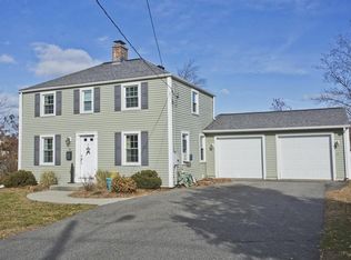 42 Kipling St, Springfield, MA 01118