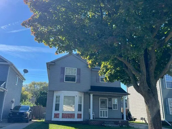 1748 E Woodruff Ave, Hazel Park, MI 48030