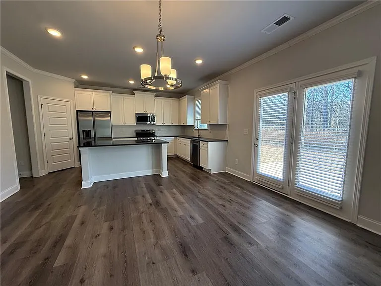 345 Hellen Valley Dr — Photo 8