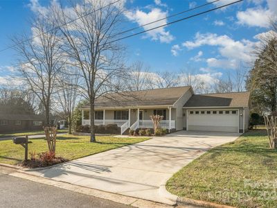 111 Bowen Dr, Statesville, NC, 28677