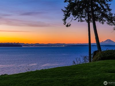 12960 Sunrise Drive NE, Bainbridge Island, WA, 98110