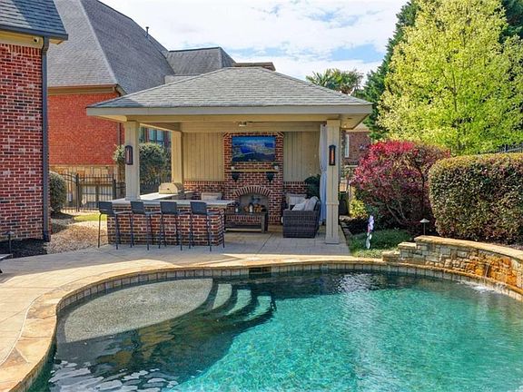 3rd image of 3322 Forest Vista Dr