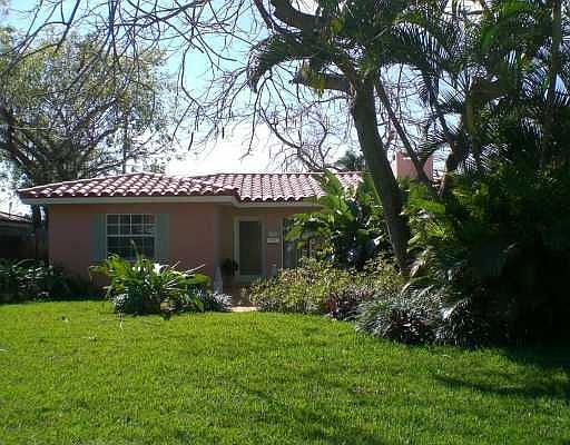 beautifully landscaped on one of the nicest streets in Poinsettia Heights