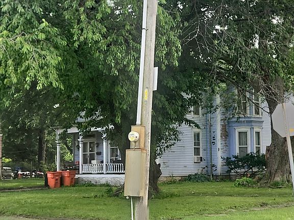 5th image of 406 E Main St