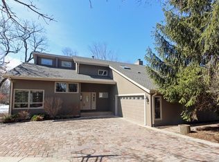 24545 W Hummingbird Ct, Deer Park, IL 60010