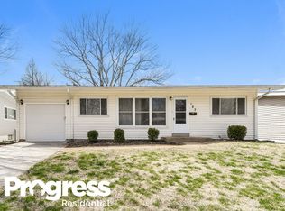 185 Duquette Ln, Florissant, MO 63033