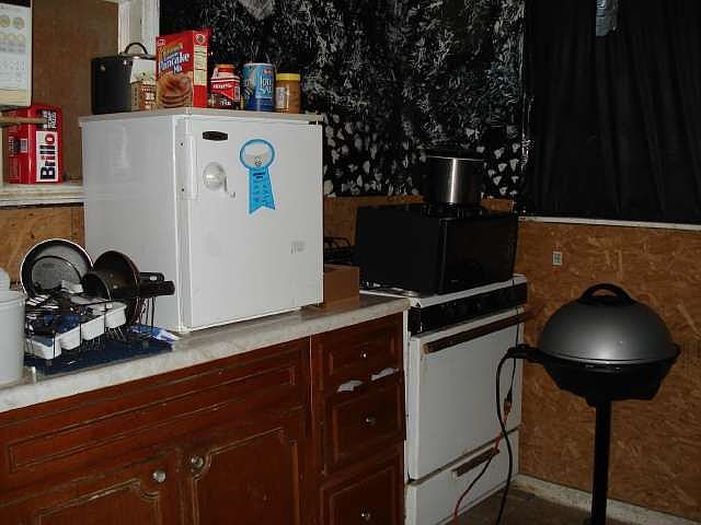 2nd image of 2318 Sharswood St