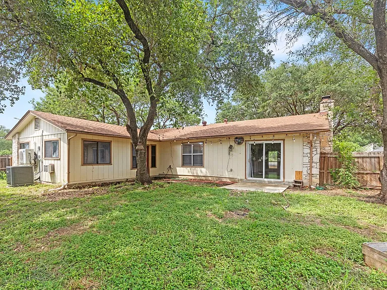 4602 Oak Climb — Photo 22