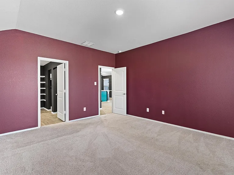 352 Sickle Loop — Photo 21