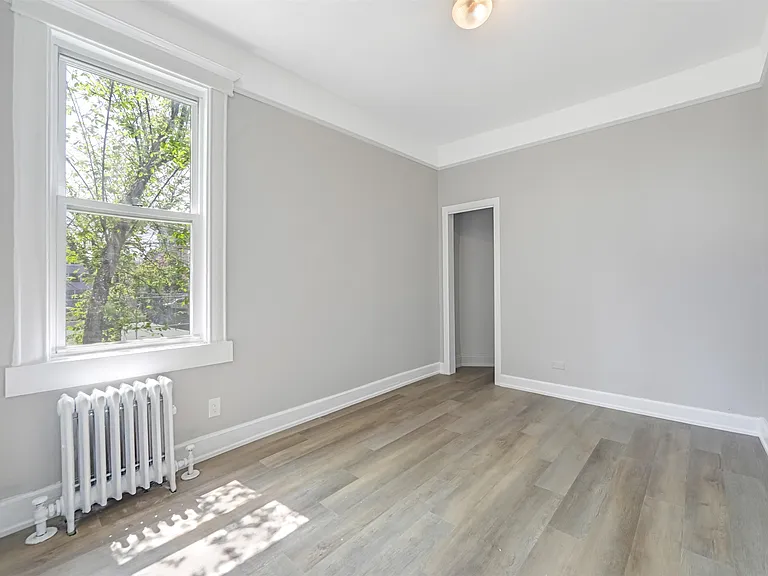 935 Boulevard E #2 — Photo 15