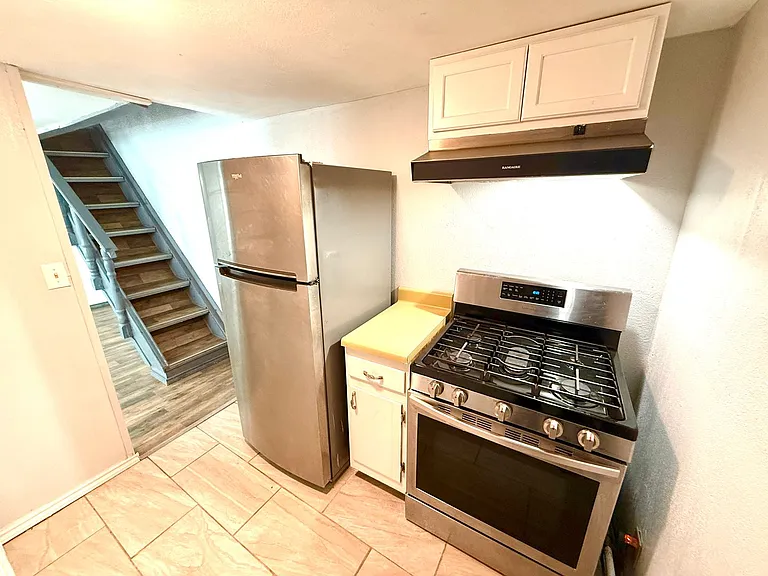 222 Army Blvd — Photo 8