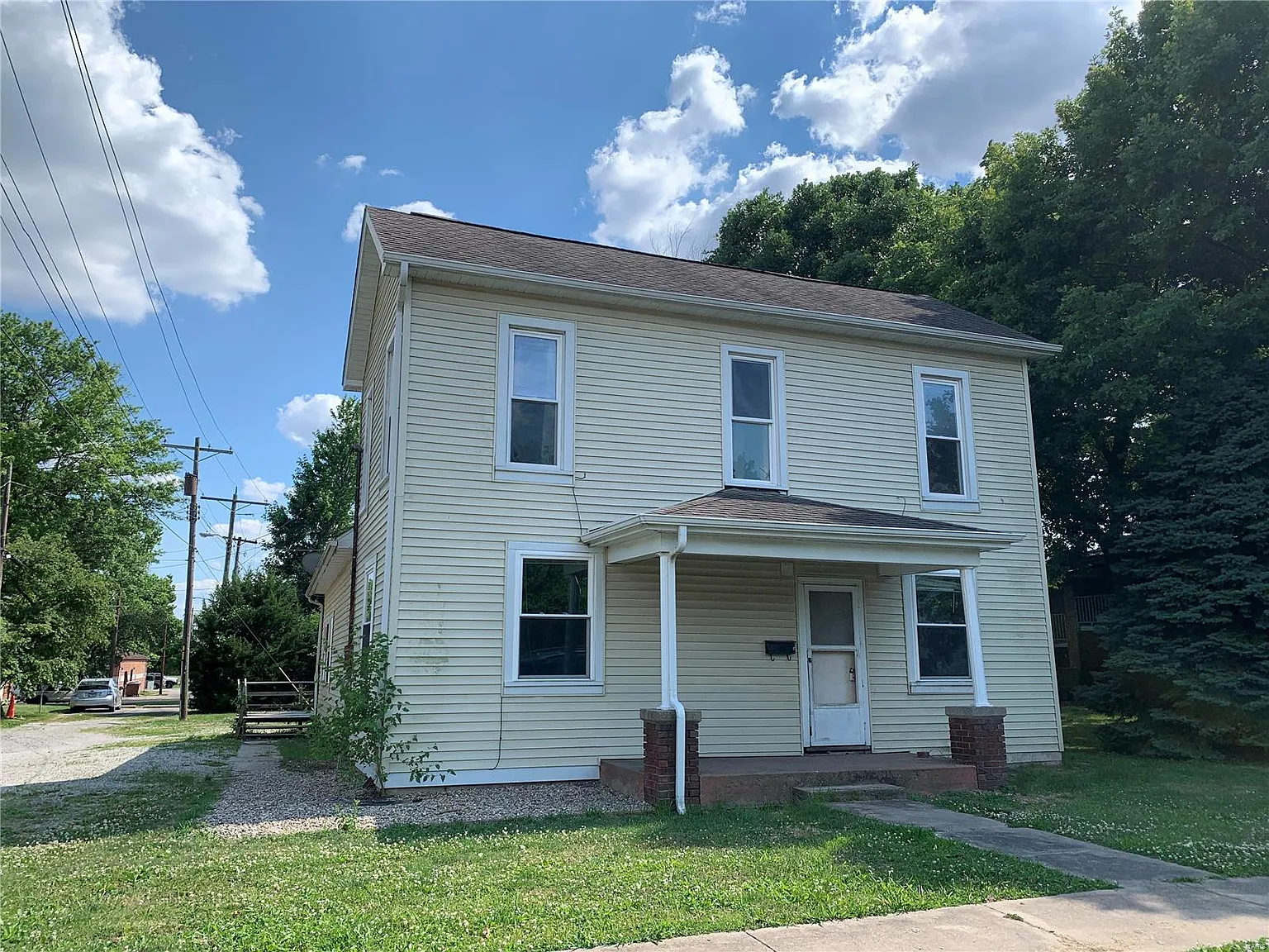 212 Vine St photo 1
